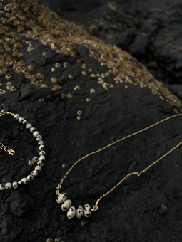 Jaspis na łańcuszku