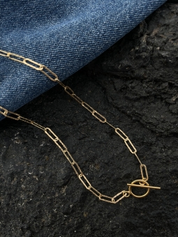 Młotkowany łańcuszek z pozłacanego srebra z zapięciem toggle