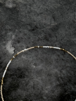 Choker boho z hematytem i perełkami