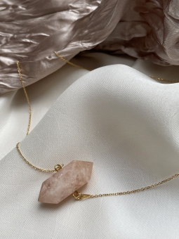 naszyjnik z podłużnym morganitem