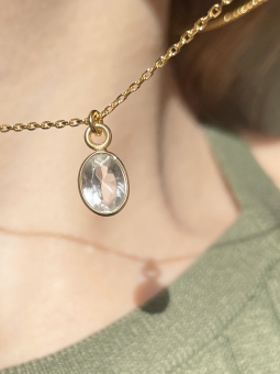 naszyjnik z kryształem górskim