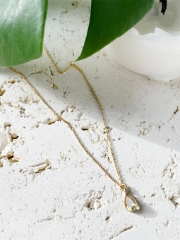 naszyjnik z cytrynem w okuciu