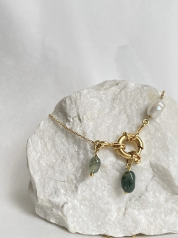 Naszyjnik z prehnitem i perłą